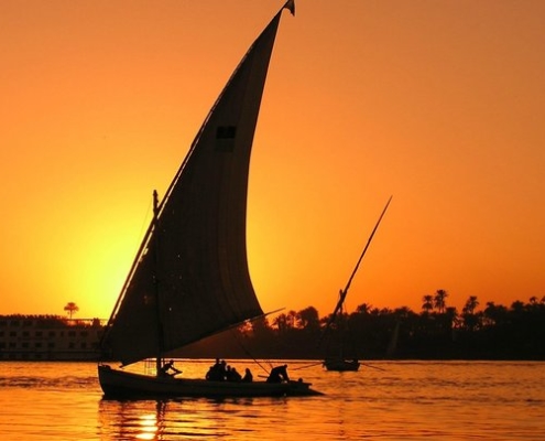 egyptian-felucca-ride
