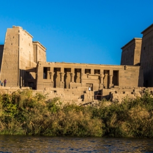 luxor-elkarnak-hatshepswt-luxor temple-vally of the kings-memnon-phile temple-axa tour (10)