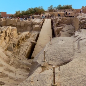 luxor-elkarnak-hatshepswt-luxor temple-vally of the kings-memnon-phile temple-axa tour (5)