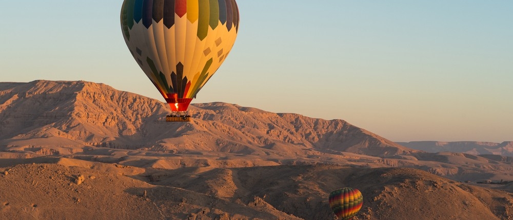 luxor-elkarnak-hatshepswt-luxor temple-vally of the kings-memnon-phile temple-axa tour (6) hot air ballon