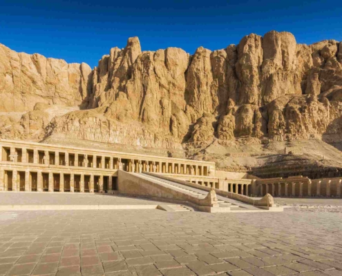 morning-time-at-valley-of-the-kings-in-luxor-city--egypt-951657442-5c1e008fc9e77c00011a4843