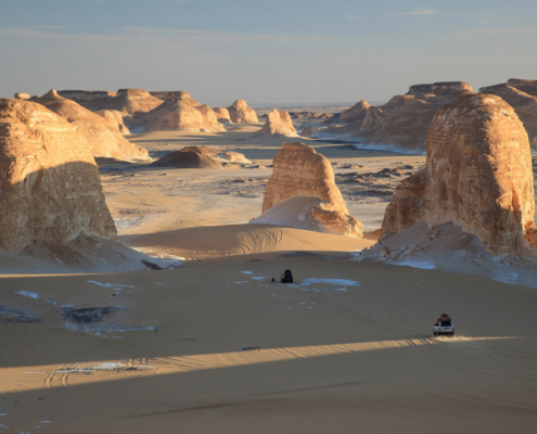 white desert-baharia oasis