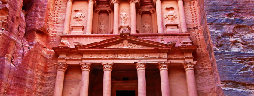 Petra , axa tours, cover