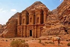 petra, axa tours