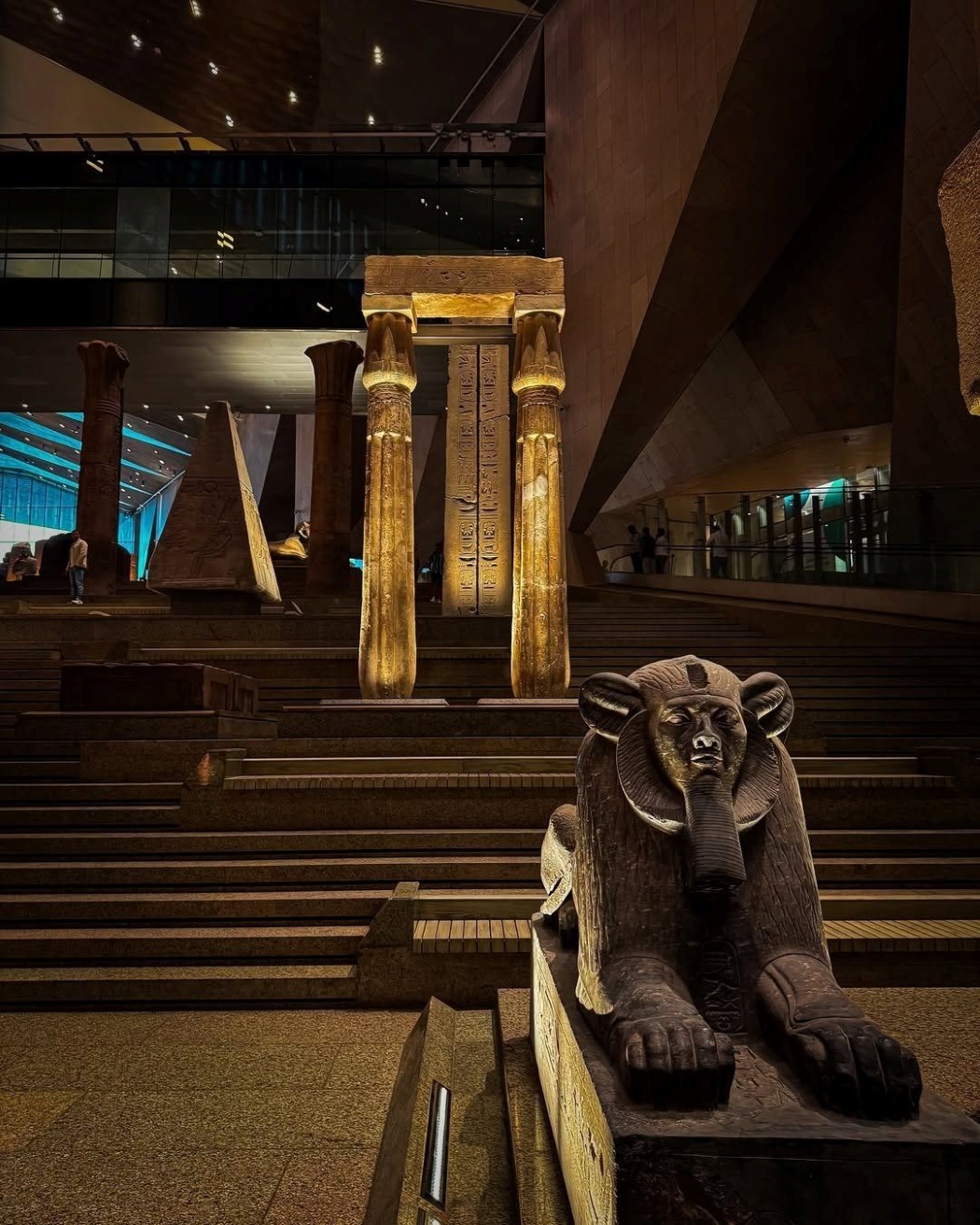 staircase of
Grand egyptian museum