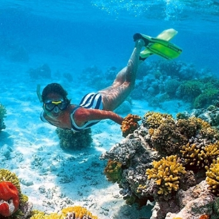 Sharm Elnaga.jpg 3jpg snorkelinh in Hurghada